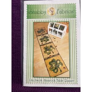 vintage blessings Quilt Sewing pattern shamrock table runner